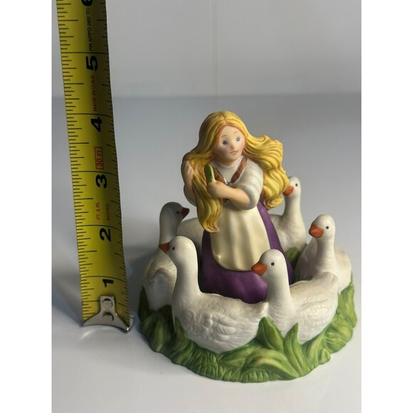 VTG 1986 Franklin Mint The Goose Girl Figurine Maggie Murphy 4" Safari Surprises - Picture 8 of 8